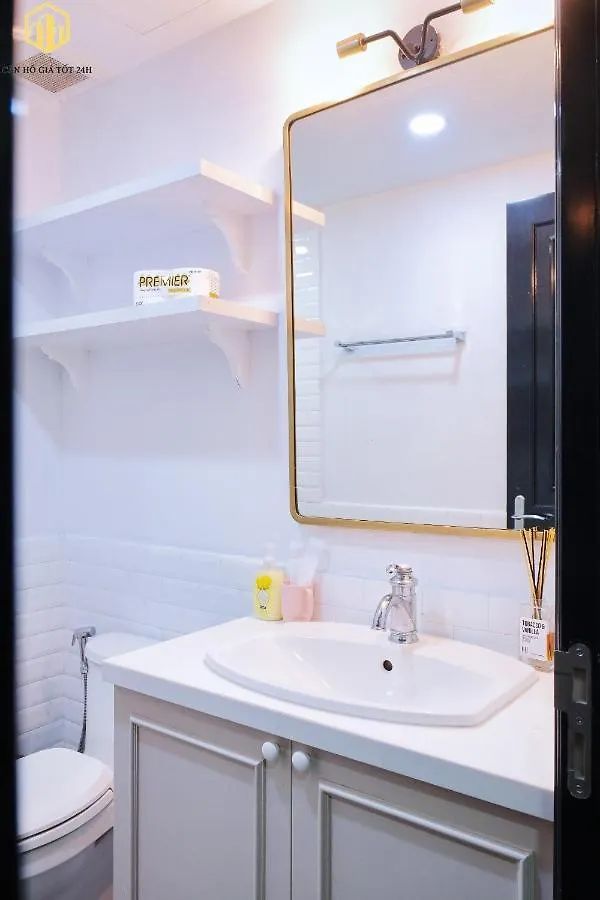 Apartment The Gold View D4- 2Br 2Wc, Balcony -Luxurious - Canhogiatot24H Ho Chi Minh City